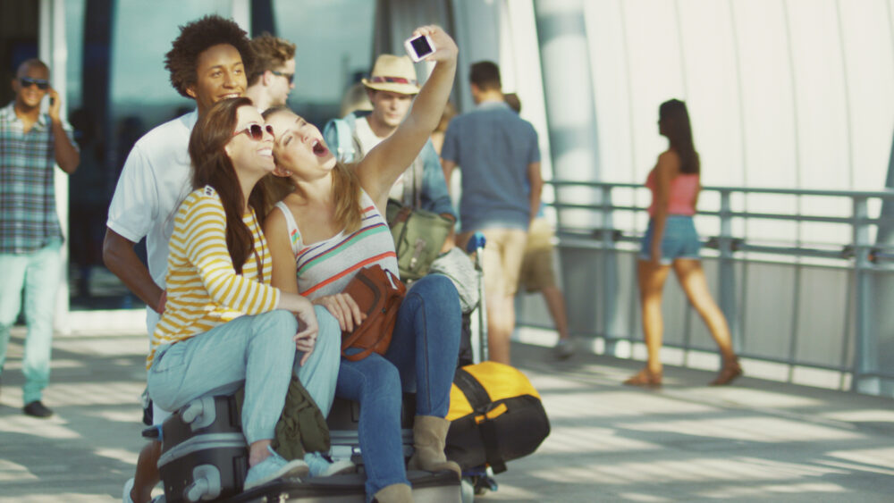 Harvest Digital Agriculture - Thomas Cook // Sun Connect - Grading, Compositing, Edit