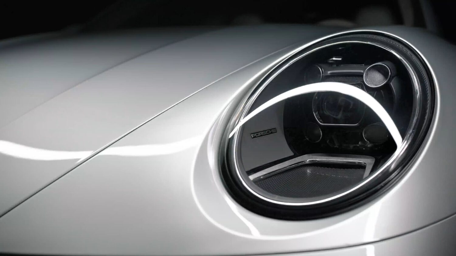 Harvest Digital Agriculture - Porsche // 911