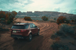 Harvest Digital Agriculture - photo series // Land Rover Discovery