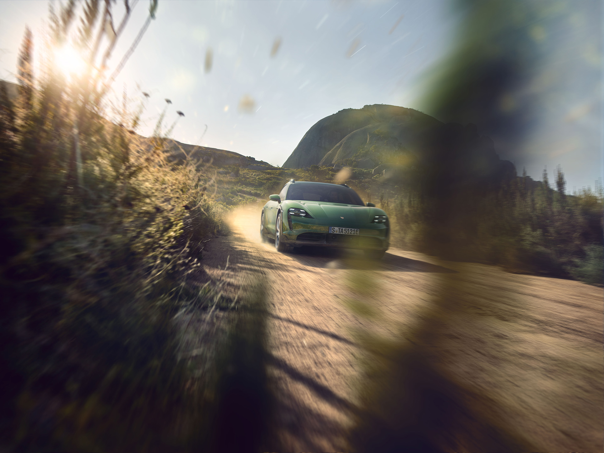 Harvest Digital Agriculture - Porsche // Taycan CUV