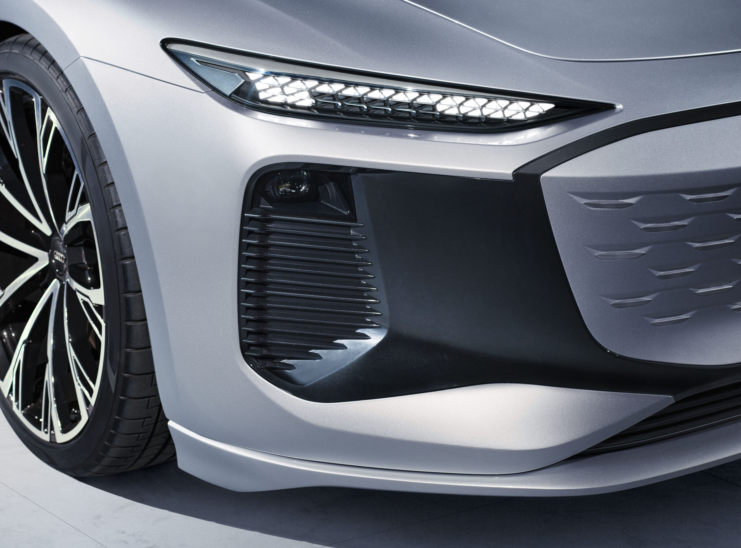 Harvest Digital Agriculture - AUDI // A6 e-tron // Concept