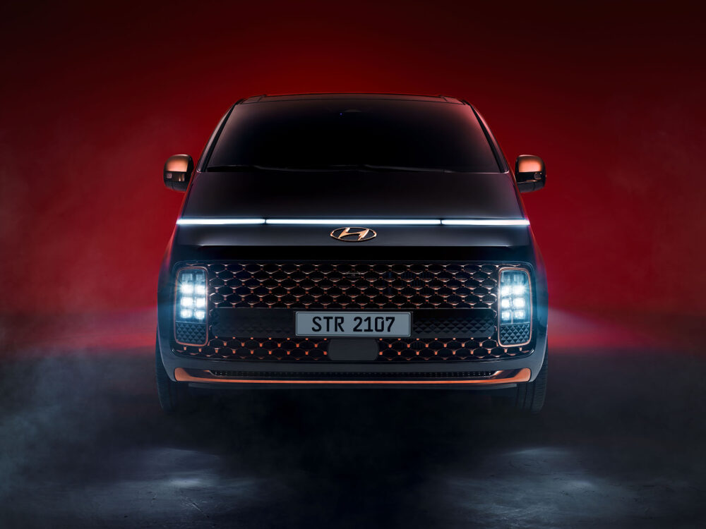 Harvest Digital Agriculture - Hyundai // Staria Harvest Digital Agriculture - Hyundai // Staria - Retouching