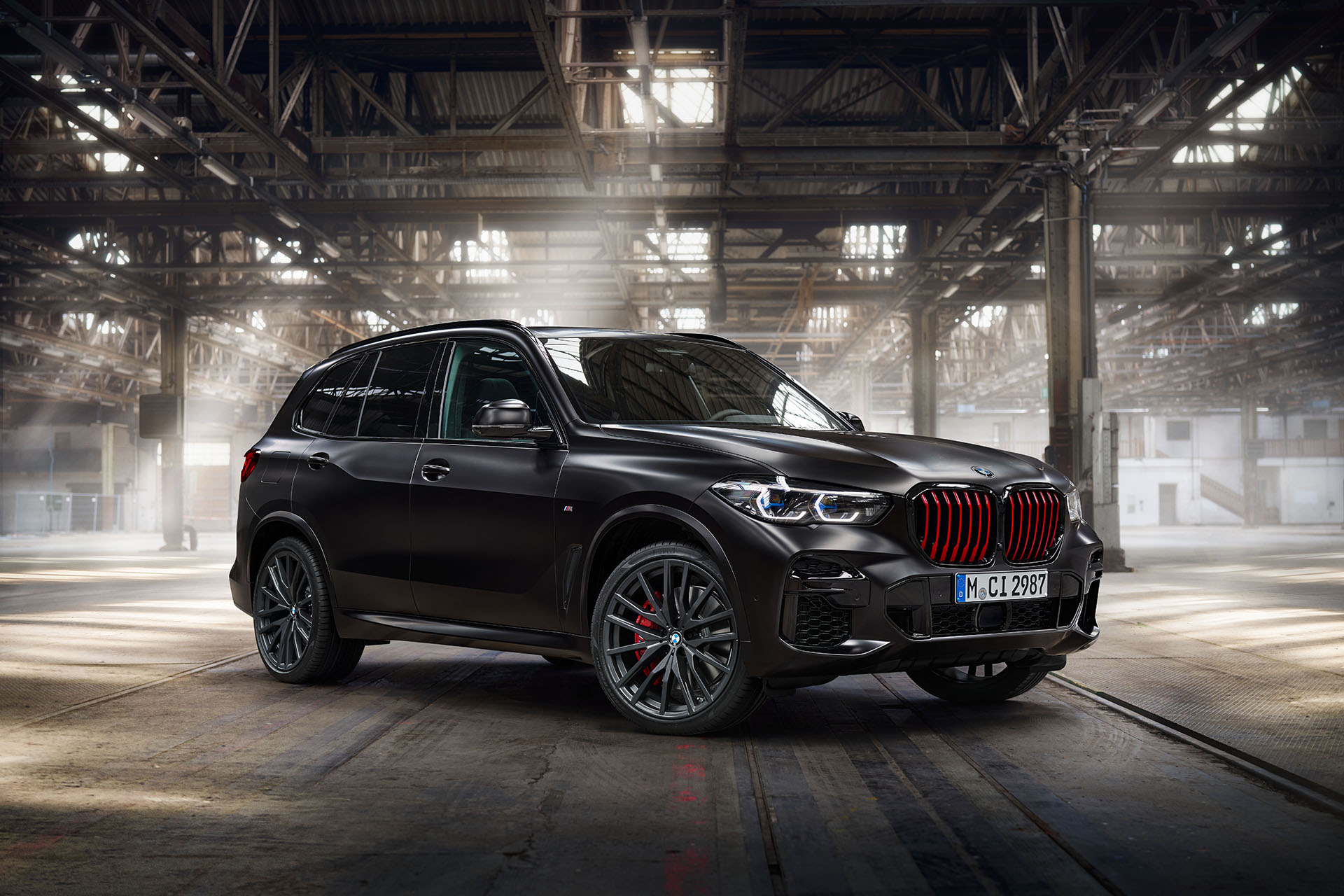 Harvest Digital Agriculture - BMW // X5 & X6 // BLACK VERMILION EDITION