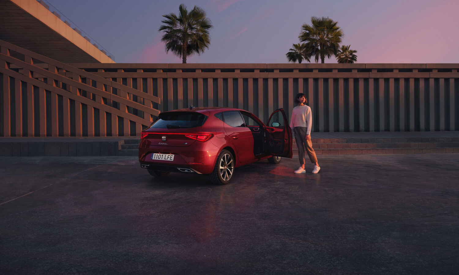 Harvest Digital Agriculture - Seat // Leon E-Hybrid