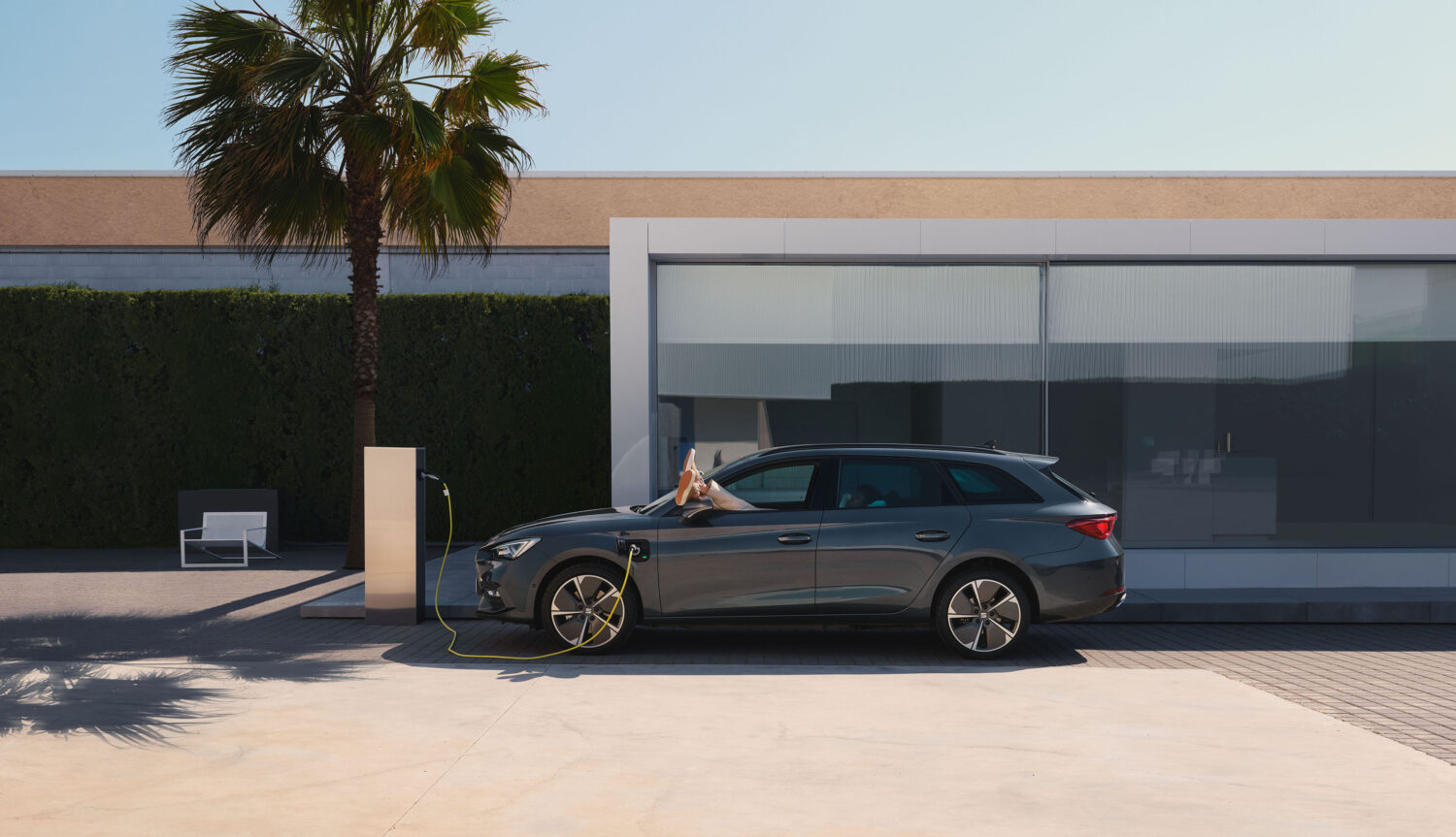 Harvest Digital Agriculture - Seat // Leon E-Hybrid