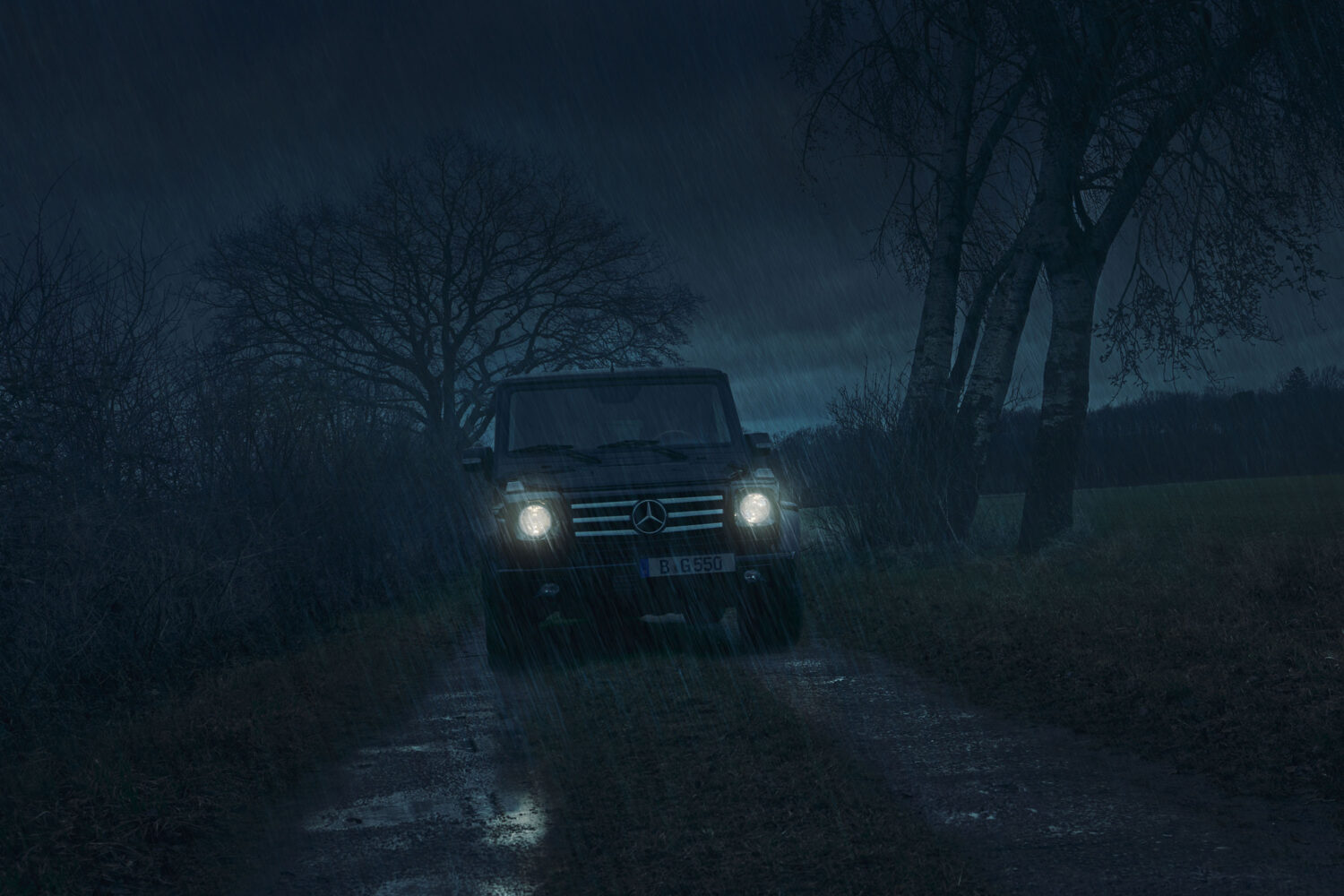 Harvest Digital Agriculture - photo series // Mercedes Benz G55 AMG