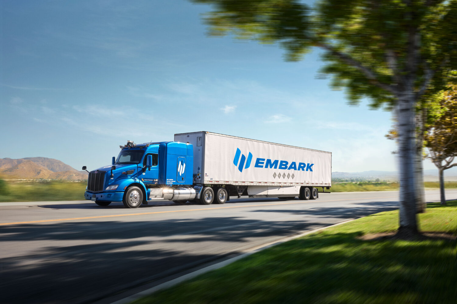 Harvest Digital Agriculture - EMBARK TRUCKS // DHL Ads