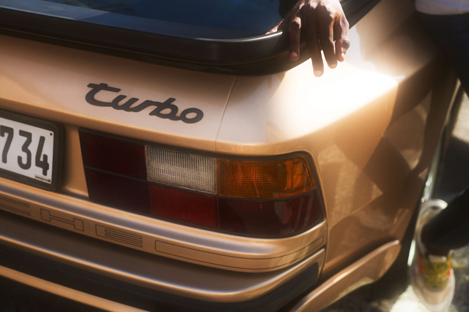 Harvest Digital Agriculture - photo series // Porsche 944