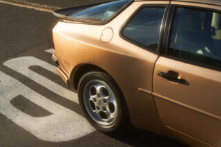 Harvest Digital Agriculture - photo series // Porsche 944