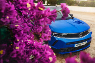 Harvest Digital Agriculture - photo series // opel mokka