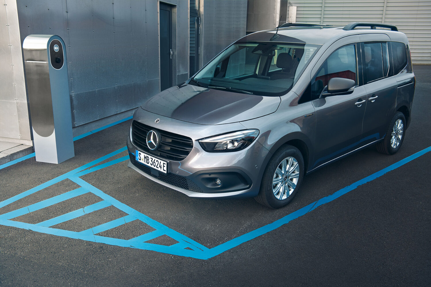 Harvest Digital Agriculture - Mercedes Benz Vans // eCitan